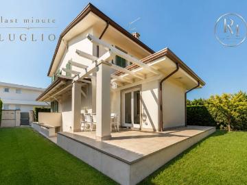 Villa in affitto a Forte dei Marmi LU