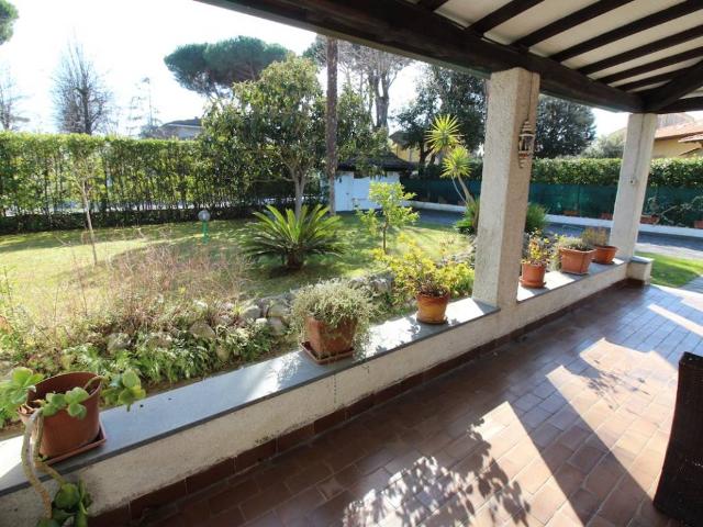 Villa in affitto a Forte dei Marmi LU