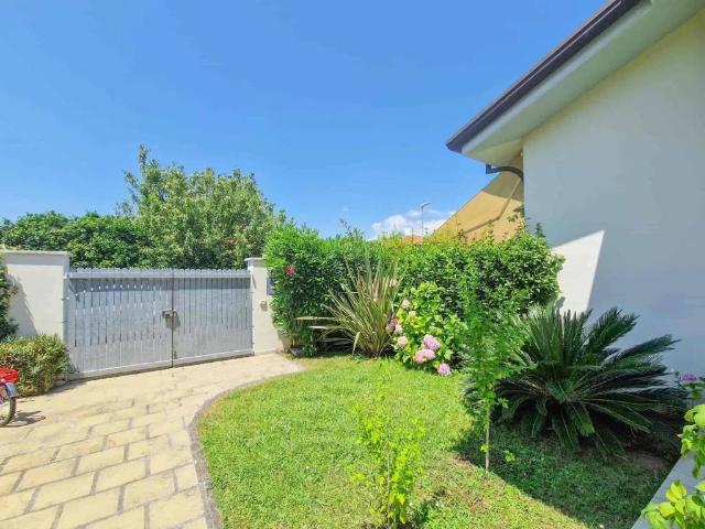 Villa in affitto a Forte dei Marmi LU