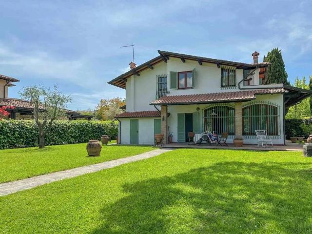 Villa in affitto a Forte dei Marmi LU