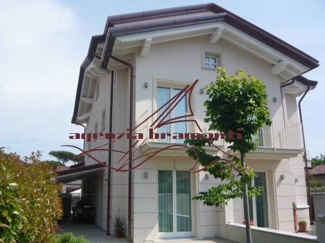 Villa in affitto a Forte dei Marmi LU