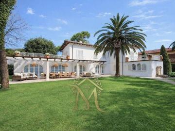 Villa in affitto a Forte dei Marmi LU