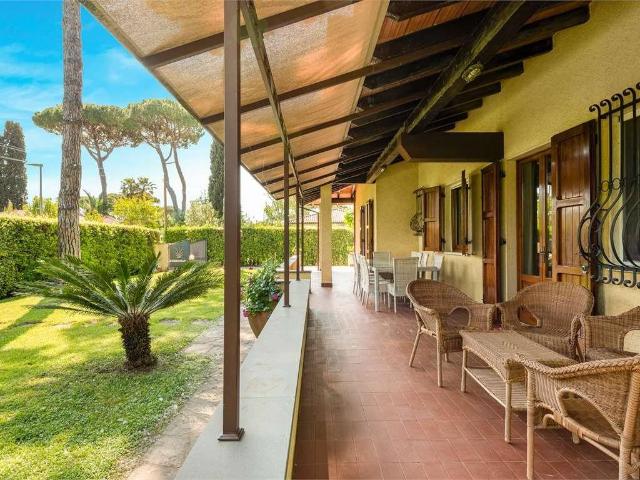 Villa in affitto a Forte dei Marmi LU