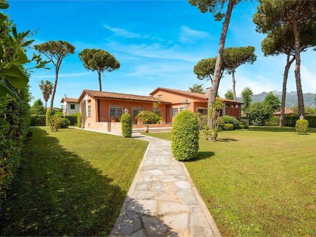 Villa in affitto a Forte dei Marmi LU