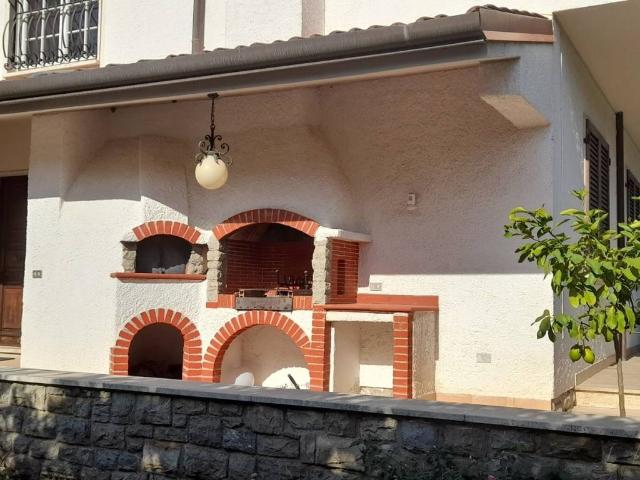 Villa in affitto a Forte dei Marmi LU