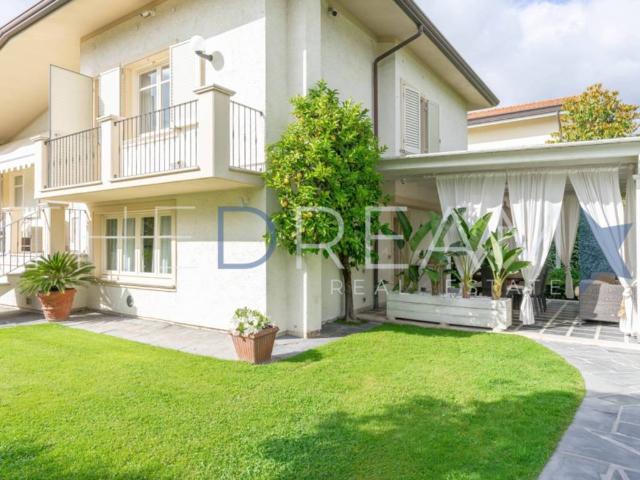 Villa in affitto a Forte dei Marmi LU