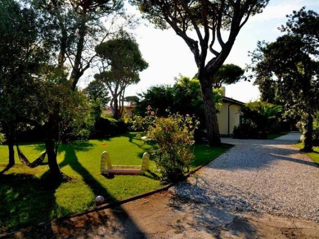 Villa in affitto a Forte dei Marmi LU