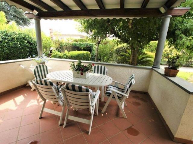 Villa in affitto a Forte dei Marmi LU