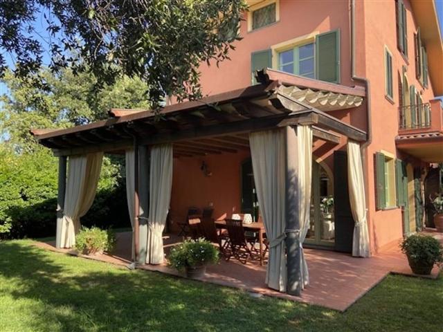 Villa in affitto a Forte dei Marmi LU