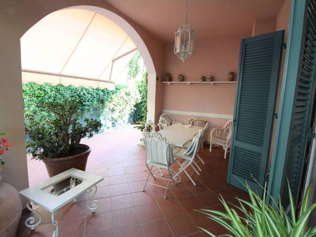 Villa in affitto a Forte dei Marmi LU