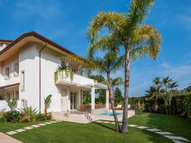 Villa in affitto a Forte dei Marmi LU
