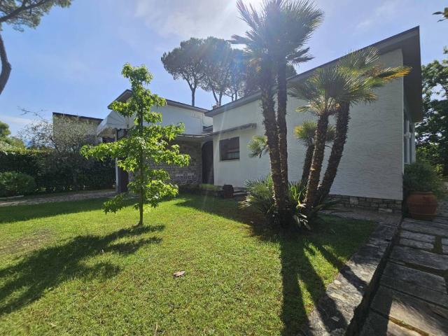Villa in affitto a Forte dei Marmi LU