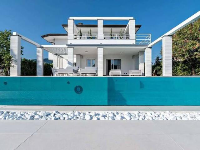 Villa in affitto a Forte dei Marmi LU