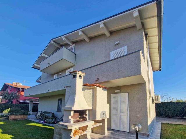 Villa in affitto a Forte dei Marmi LU