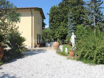 Villa in affitto a Forte dei Marmi LU