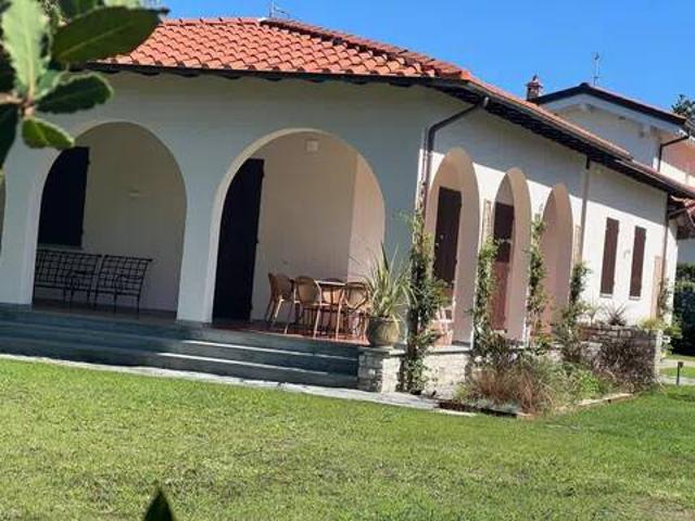 Villa in affitto a Forte dei Marmi LU