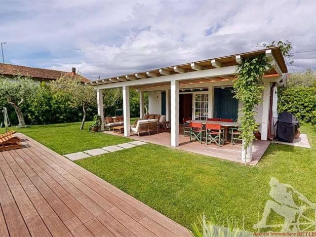 Villa in affitto a Forte dei Marmi LU