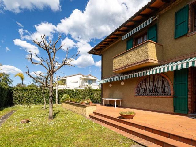 Villa in affitto a Forte dei Marmi LU
