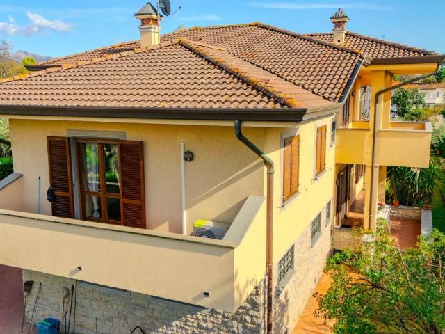 Villa in affitto a Forte dei Marmi LU