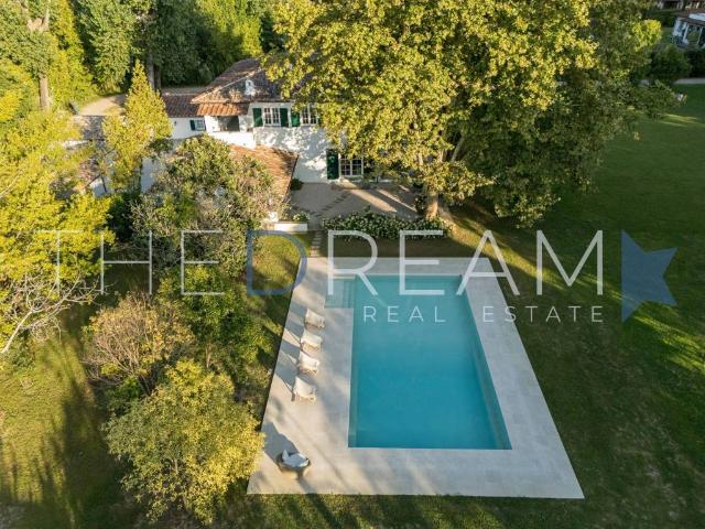 Villa in affitto a Forte dei Marmi LU