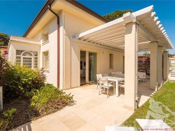 Villa in affitto a Forte dei Marmi LU