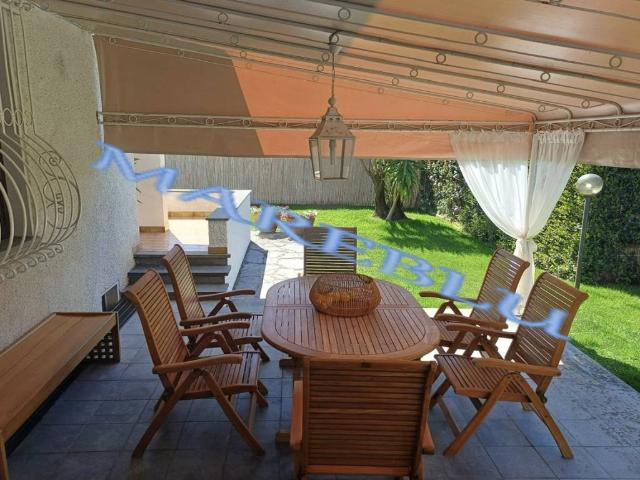 Villa in affitto a Forte dei Marmi LU