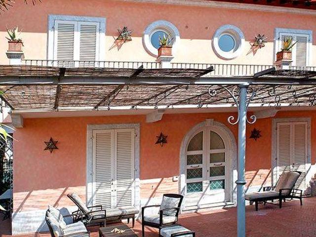 Villa in affitto a Forte dei Marmi LU