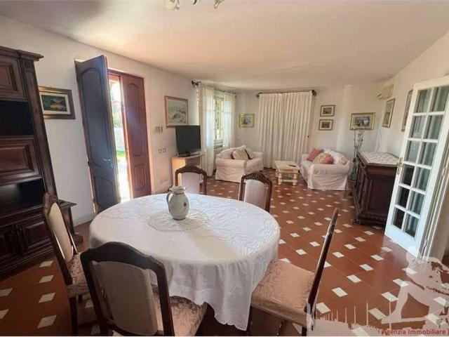 Villa in affitto a Forte dei Marmi LU