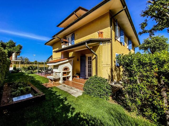 Villa in affitto a Forte dei Marmi LU