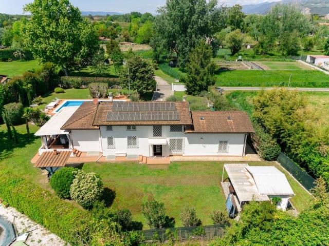 Villa in affitto a Forte dei Marmi LU