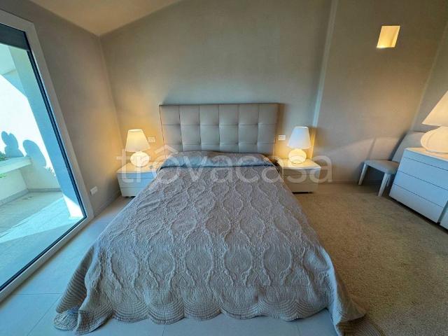 Villa in affitto a Forte dei Marmi piazza Angelo Navari, arredato, giardino privato, terrazzo TrovaCasa