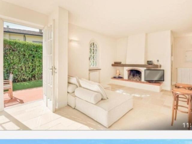 Villa in affitto a Seravezza, posto auto, aria condizionata, veranda TrovaCasa