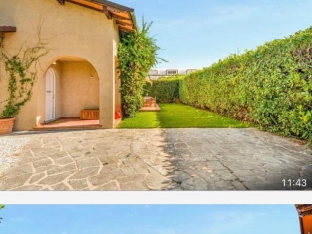 Villa in affitto a Seravezza, posto auto, aria condizionata, veranda TrovaCasa