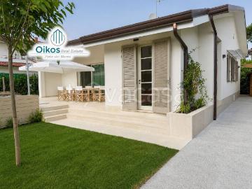 Villa in affitto a Forte dei Marmi via Cesare Battisti, 70, arredato, giardino privato, posto auto TrovaCasa