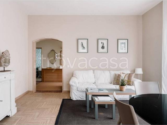 Villa in affitto a Forte dei Marmi via Giuseppe Viner, arredato, giardino privato, terrazzo TrovaCasa