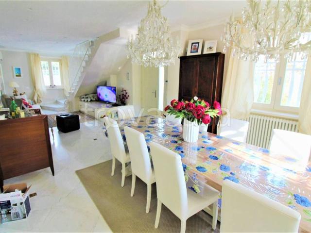 Villa in affitto a Forte dei Marmi via Ragazzi del '99, arredato, giardino privato, posto auto TrovaCasa