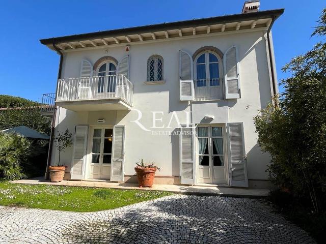 Villa in affitto a Forte dei Marmi