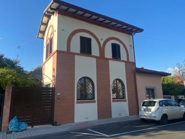 Villa in affitto a Forte Dei Marmi