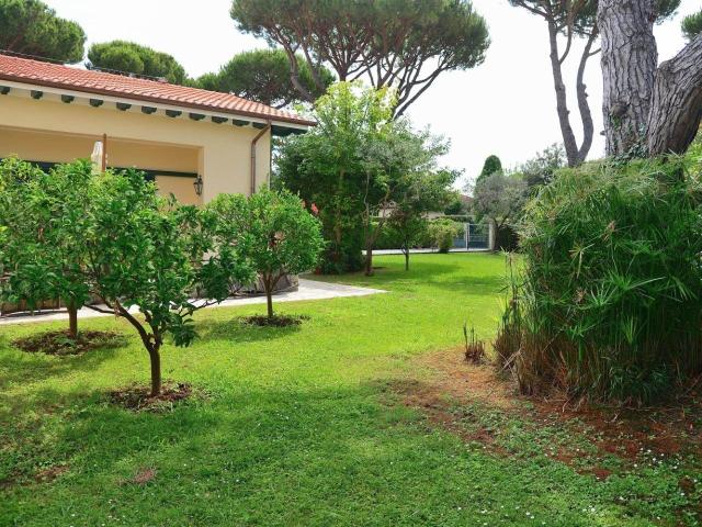 Villa in affitto a Forte dei Marmi