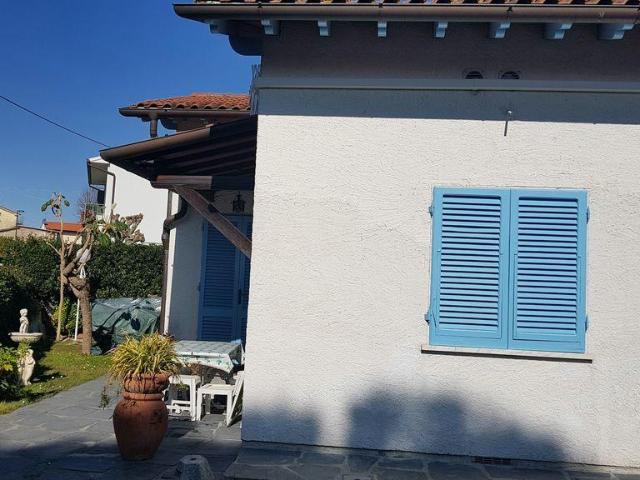 Villa in affitto a Forte Dei Marmi