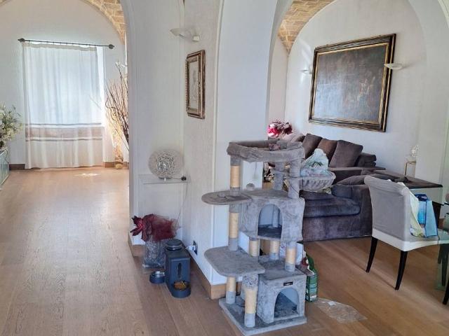 Villa in affitto a Falconara Marittima AN