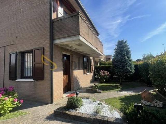 Villa in affitto a Ferrara FE