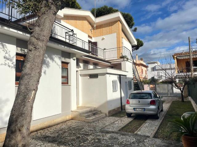Villa in affitto a Fiumicino RM
