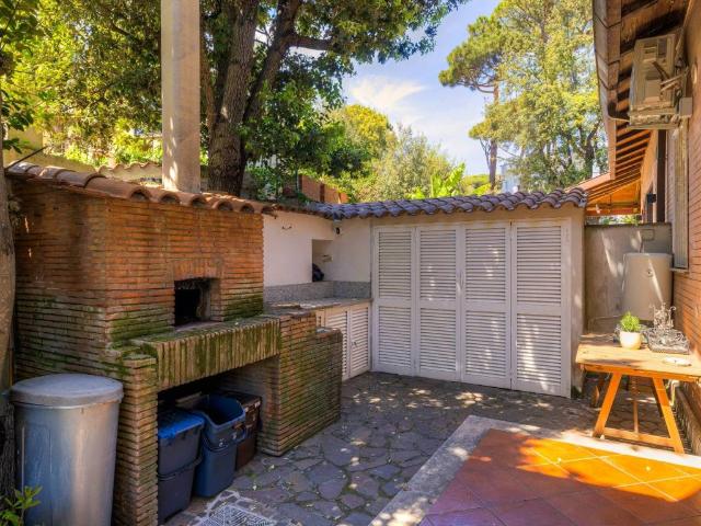 Villa in affitto a Fiumicino RM