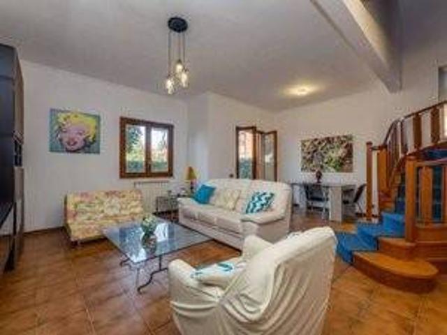 Villa in affitto a Fiumicino RM