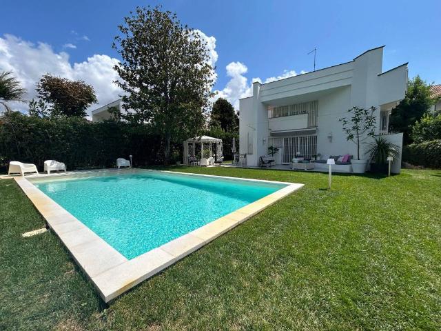 Villa in affitto a Fiumicino RM