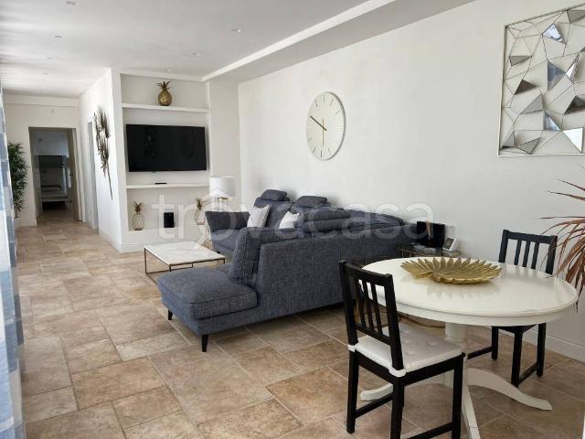Villa in affitto a Fiumicino via Portovenere, arredato, giardino privato, riscaldamento autonomo TrovaCasa