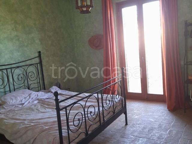 Villa in affitto a Fiumicino via Sant'Agata di Militello, arredato, giardino privato, terrazzo TrovaCasa