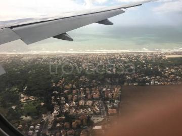 Villa in affitto a Fiumicino viale Sestri Ponente, 47, arredato, giardino privato, terrazzo TrovaCasa