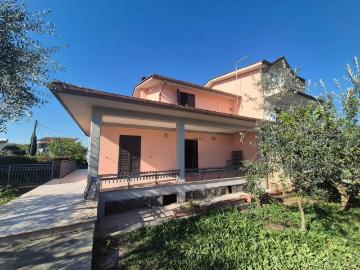 Villa in affitto a Fiano Romano RM